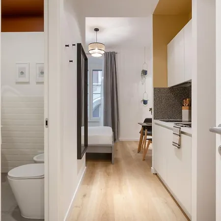 Chic Gem Apartment *